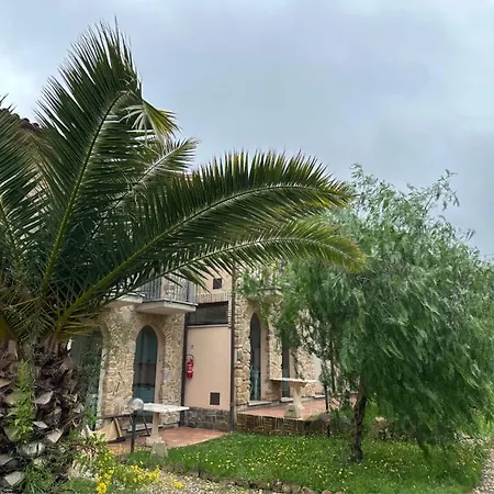 Dolores * Pila (Livorno)