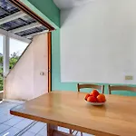 Dolores Apartament Pila (Livorno)