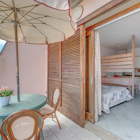 Dolores * Pila (Livorno)