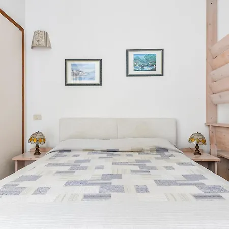 Dolores * Pila (Livorno)