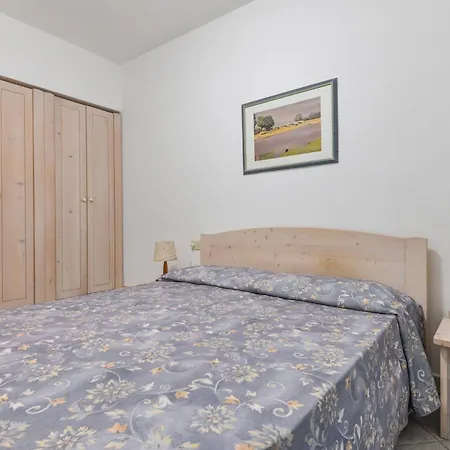 Dolores Apartment