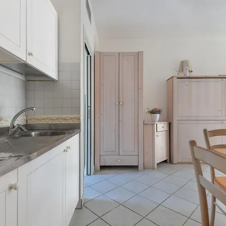 Dolores Apartment *