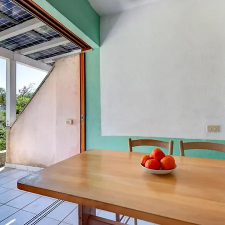 Dolores Apartment *